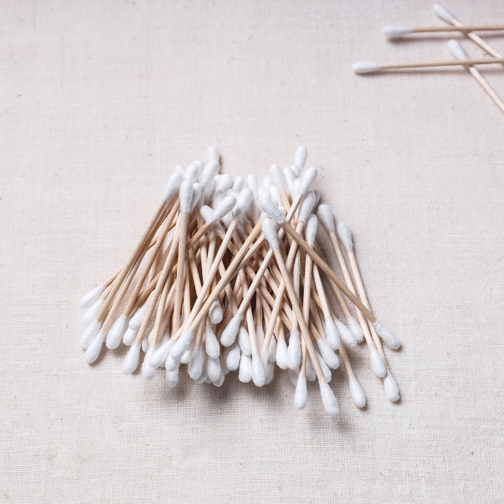  Bamboo Wood Cotton Earbuds 