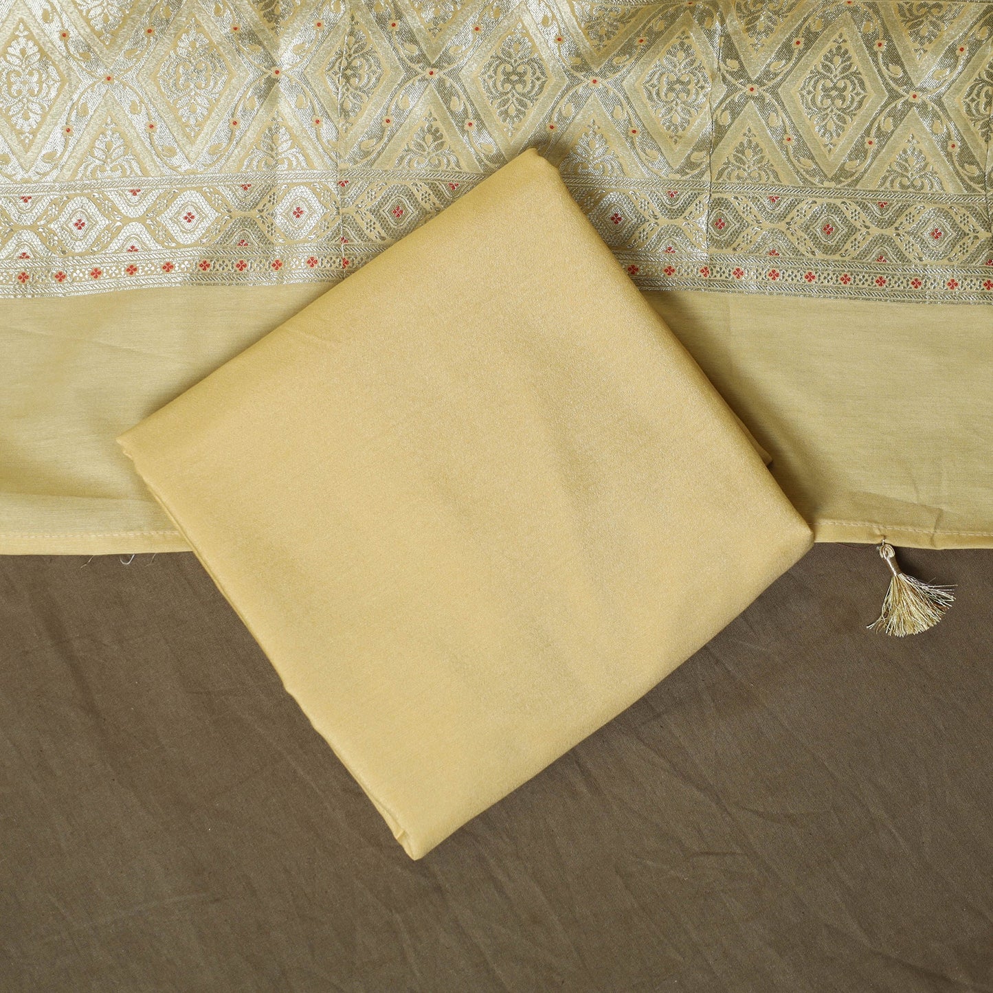 Banarasi weaving chiniya silk 3pc unstitched dress material