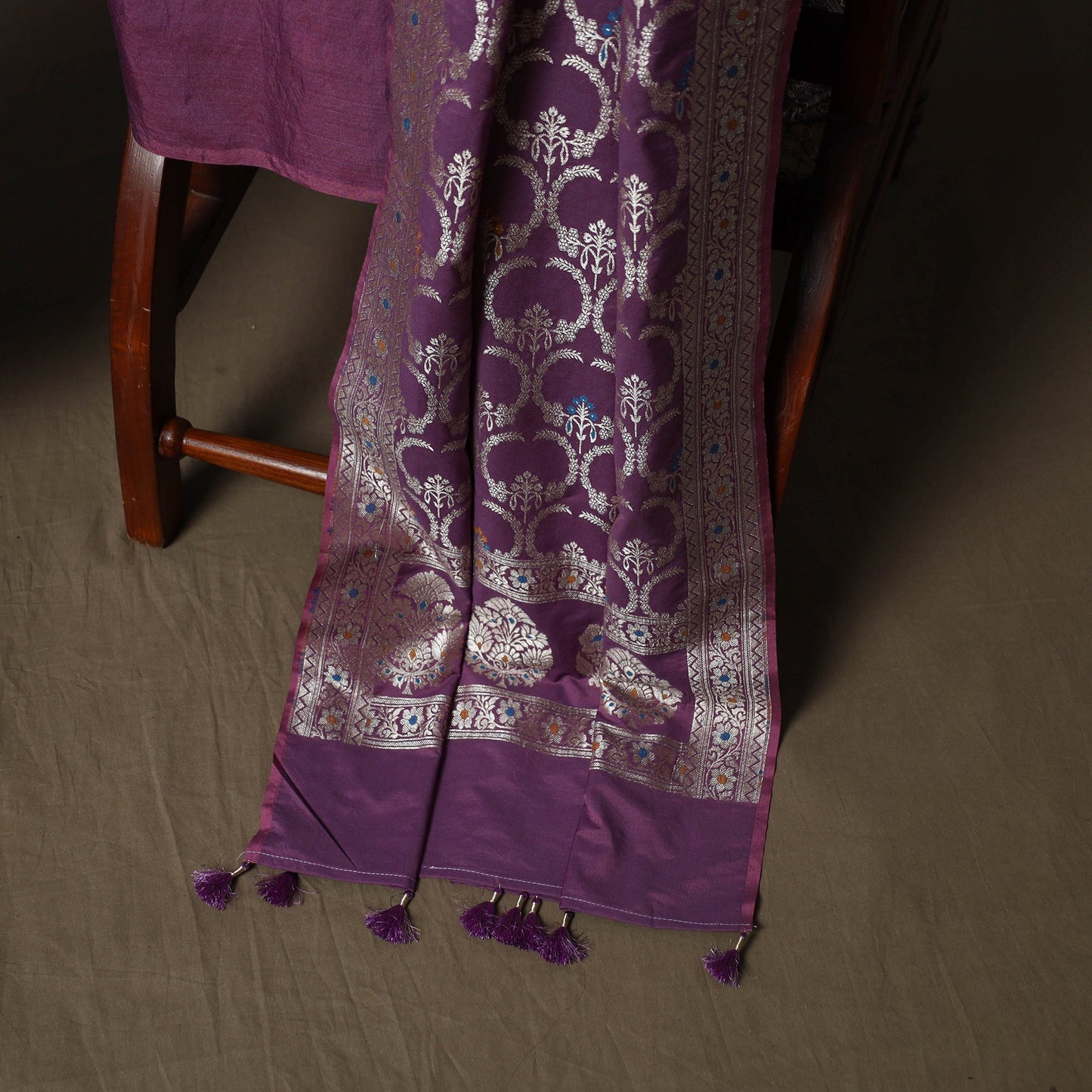 Banarasi weaving chiniya silk 3pc unstitched dress material