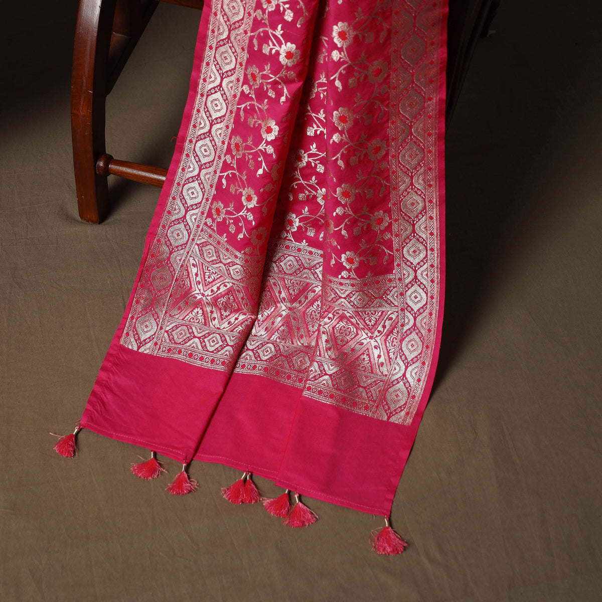 Banarasi weaving chiniya silk 3pc unstitched dress material