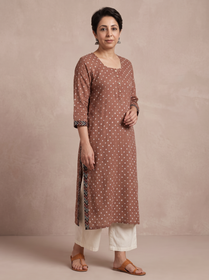 Brown Bandhani Cotton Dots Kurta, worn by a woman for casual wear, also daily wear, AI visual of the kurta, iTokri