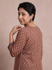 Brown Bandhani Cotton Dots Kurta, over the shoulder view, brown cotton, small white ringed dots, AI visual of the kurta, iTokri