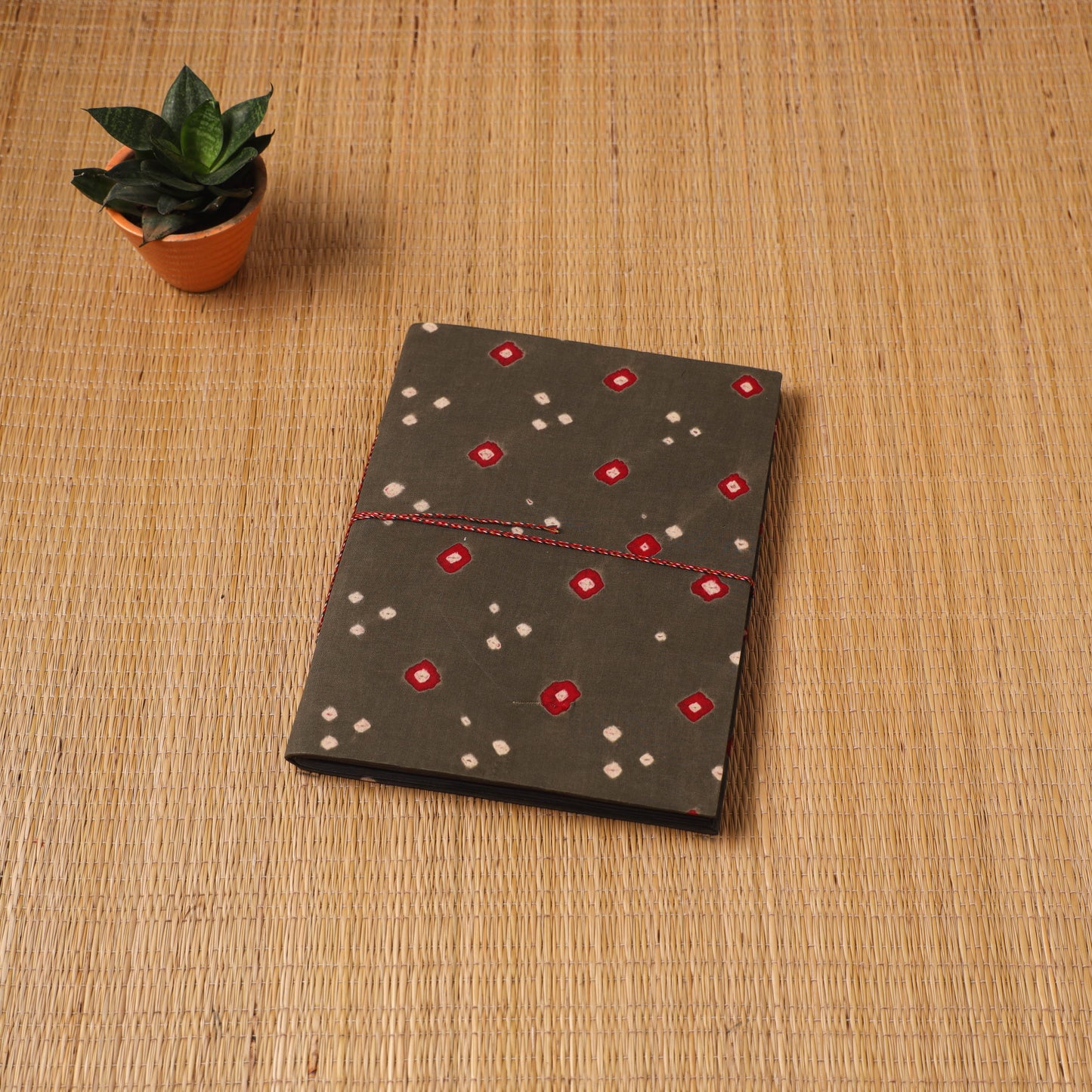 Bandhani fabric cover handmade paper photo album (12 x 10