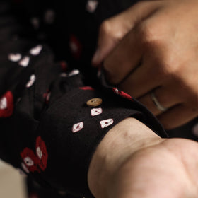  Bandhani Tie-Dye Cotton Men Short Kurta 