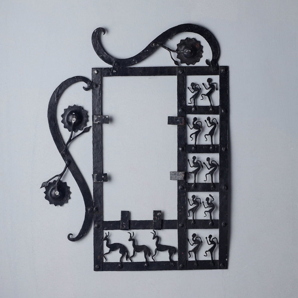  Bastar Tribal Wrought Photo Frame Online in India 
