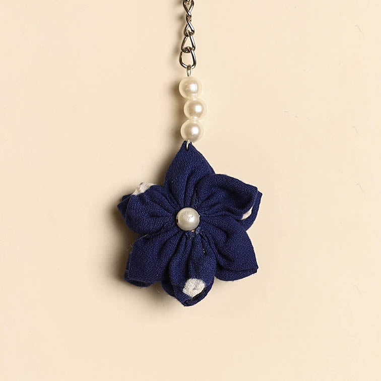 Beaded fabart flower keychain 01 - handcrafted