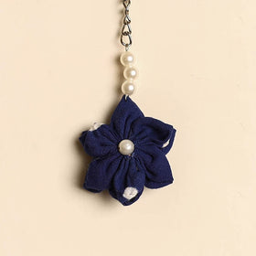 Beaded fabart flower keychain 01 - handcrafted