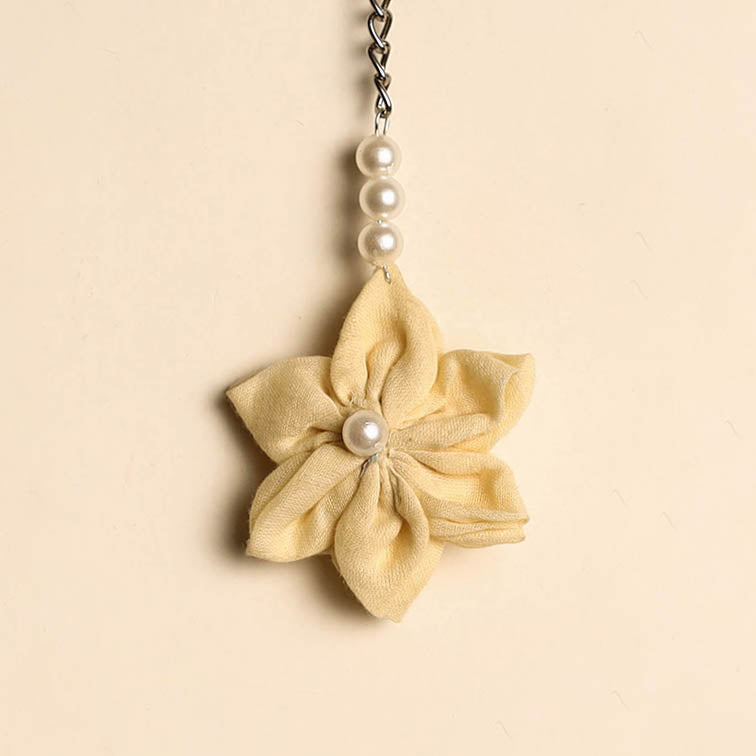 Beaded fabart flower keychain 03 - handcrafted