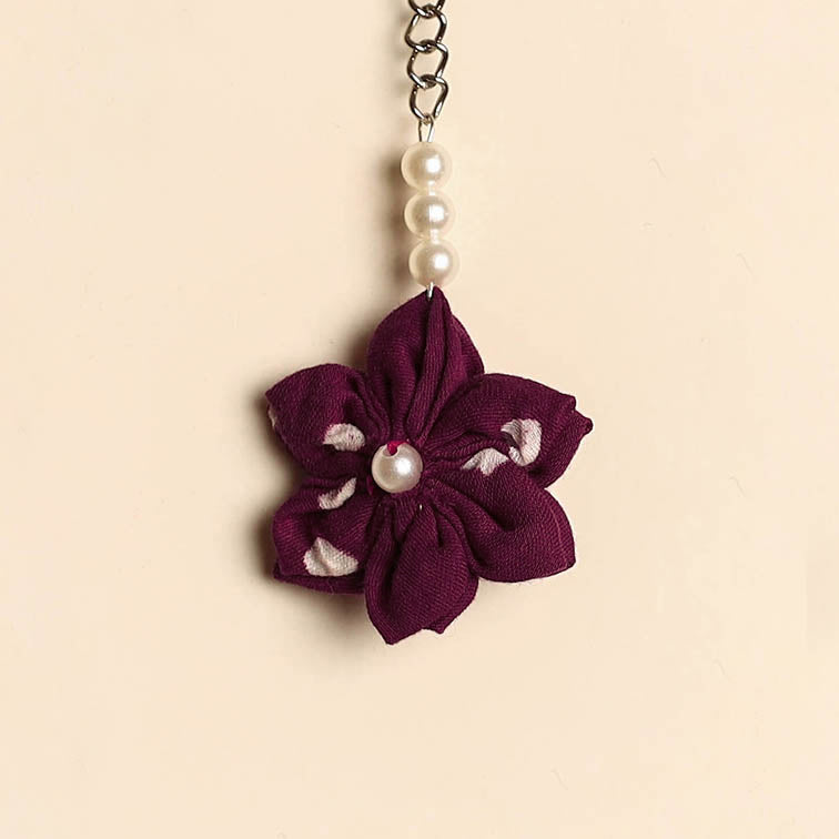 Beaded fabart flower keychain 05 - handcrafted