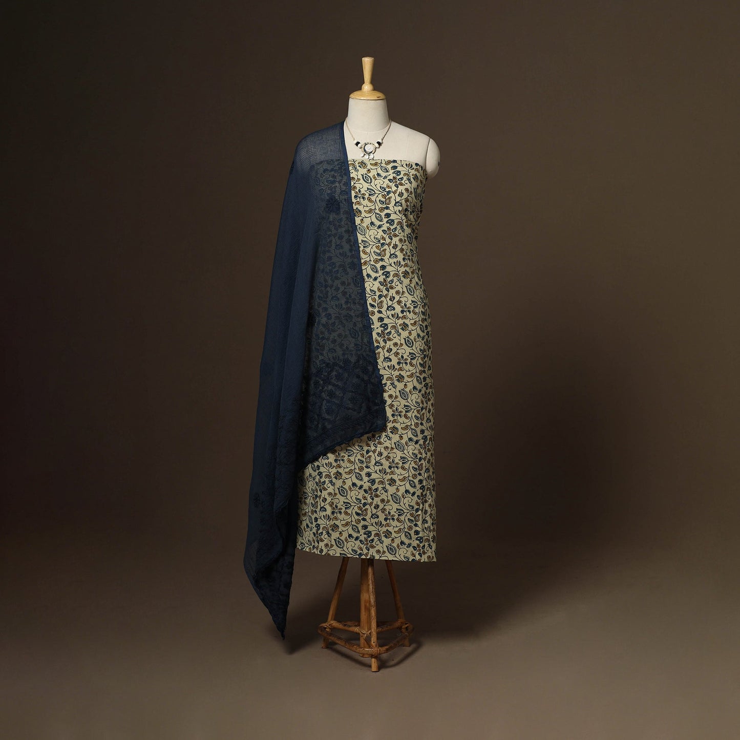 2pc cotton unstitched dress material with jewellery set 17