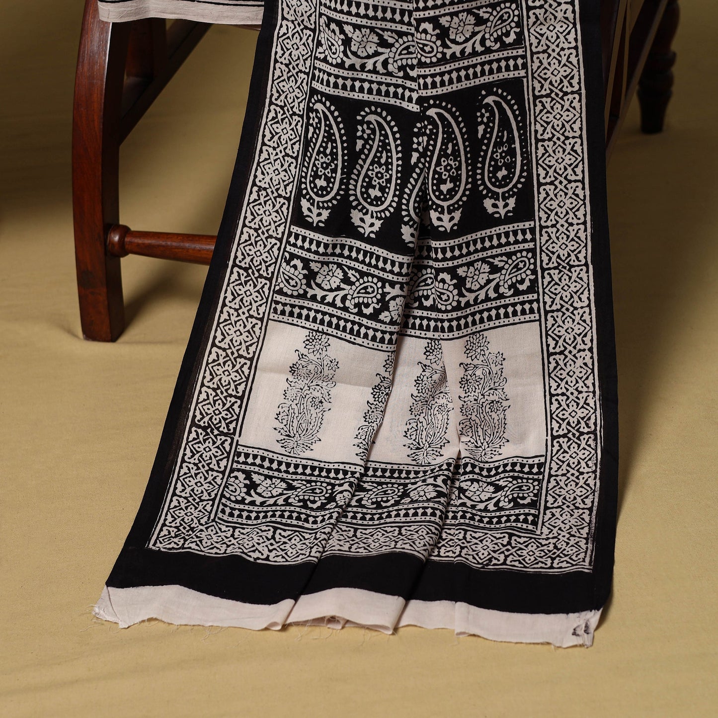 Beige - 3pc cotton unstitched bagh dress material