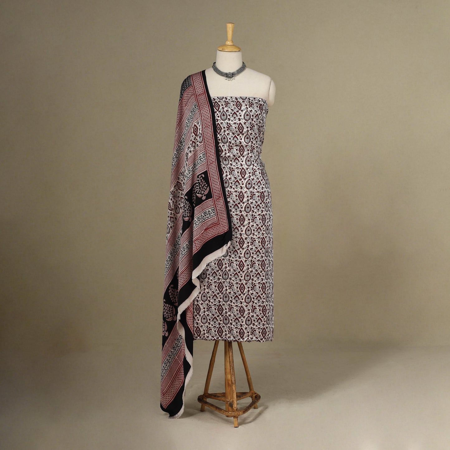 White - 3pc Modal Silk Unstitched Bagh Print Suit Material Set 