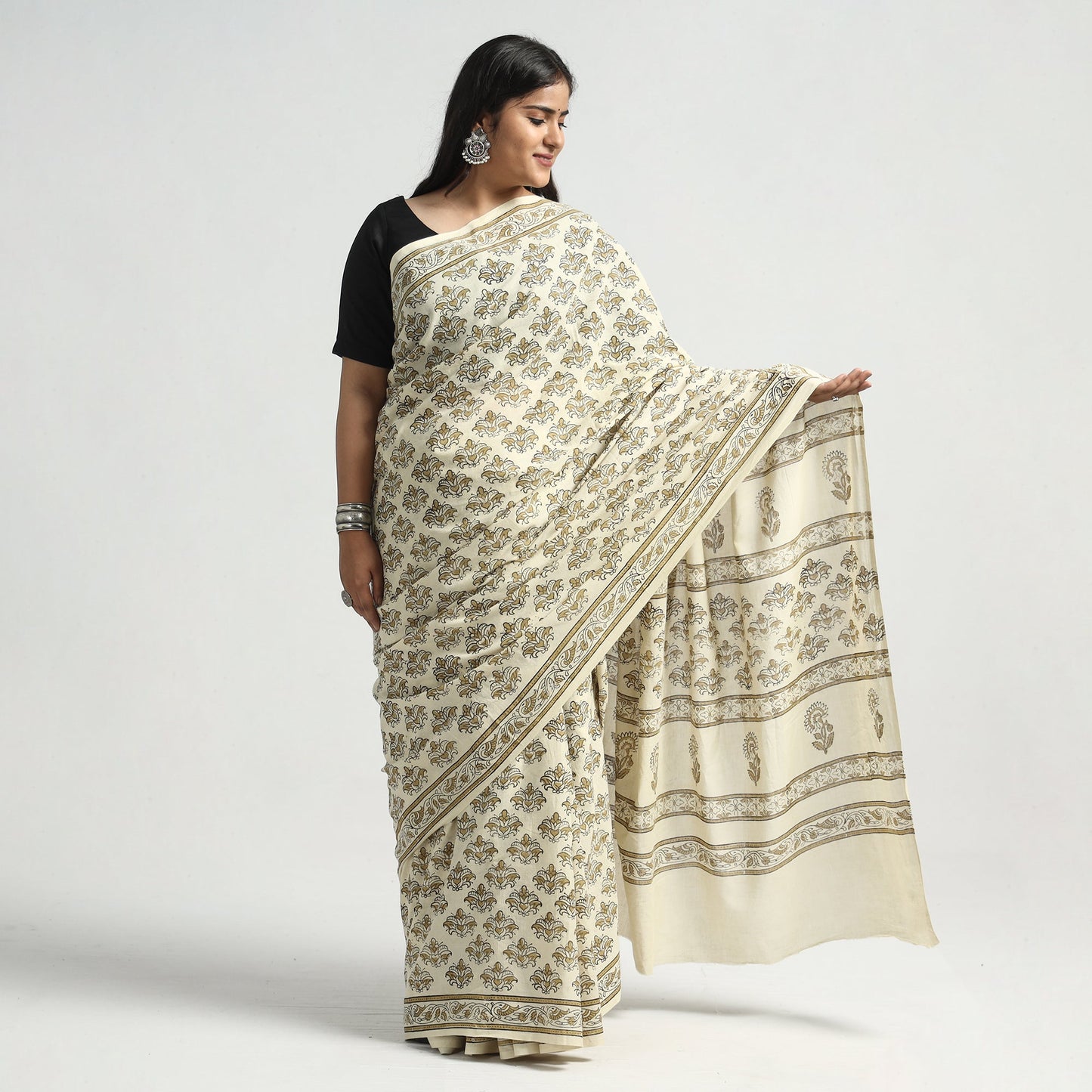  Akola Hand Block Printed Cotton Saree 