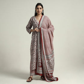  Bagh Block Printed Cotton Kurta with Palazzo & Dupatta Set 02 