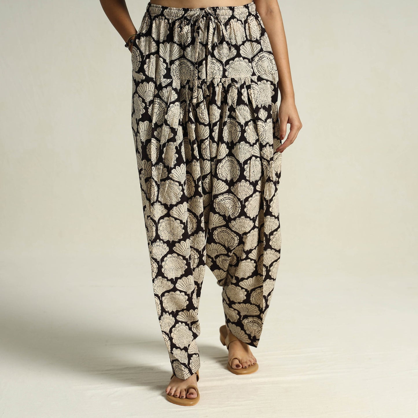 Buy Bagru Block Printed Cotton Elasticated Salwar 14 Online at iTokri.com