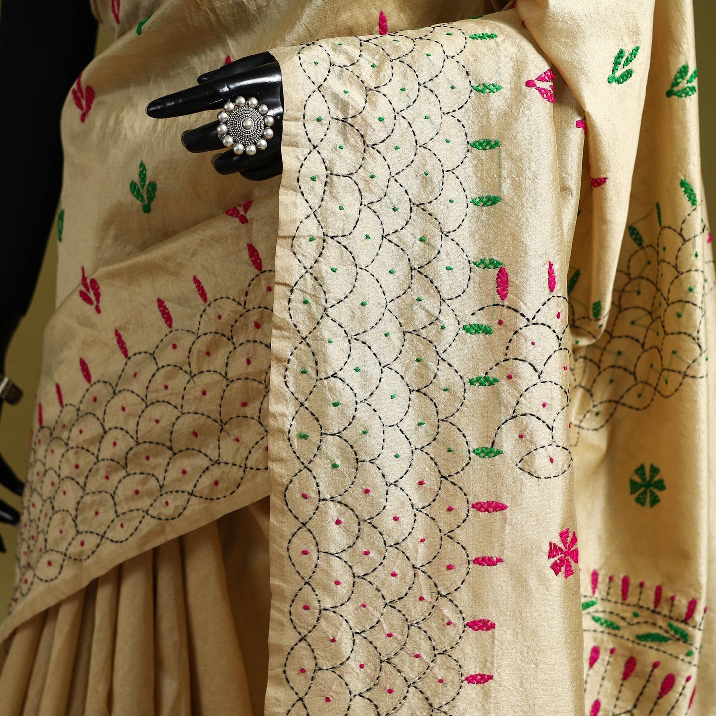 Bengal hand embroidery silk nakshi kantha saree 38