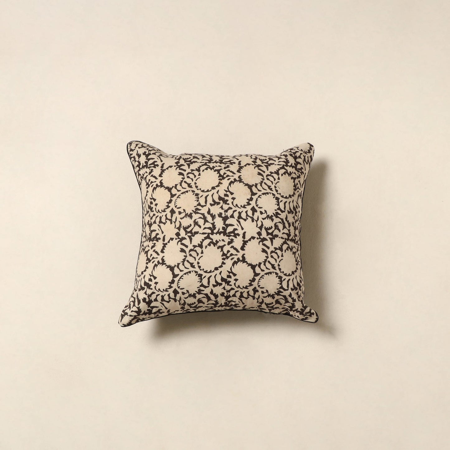 Beige - cotton bagru cushion cover 76 - handcrafted