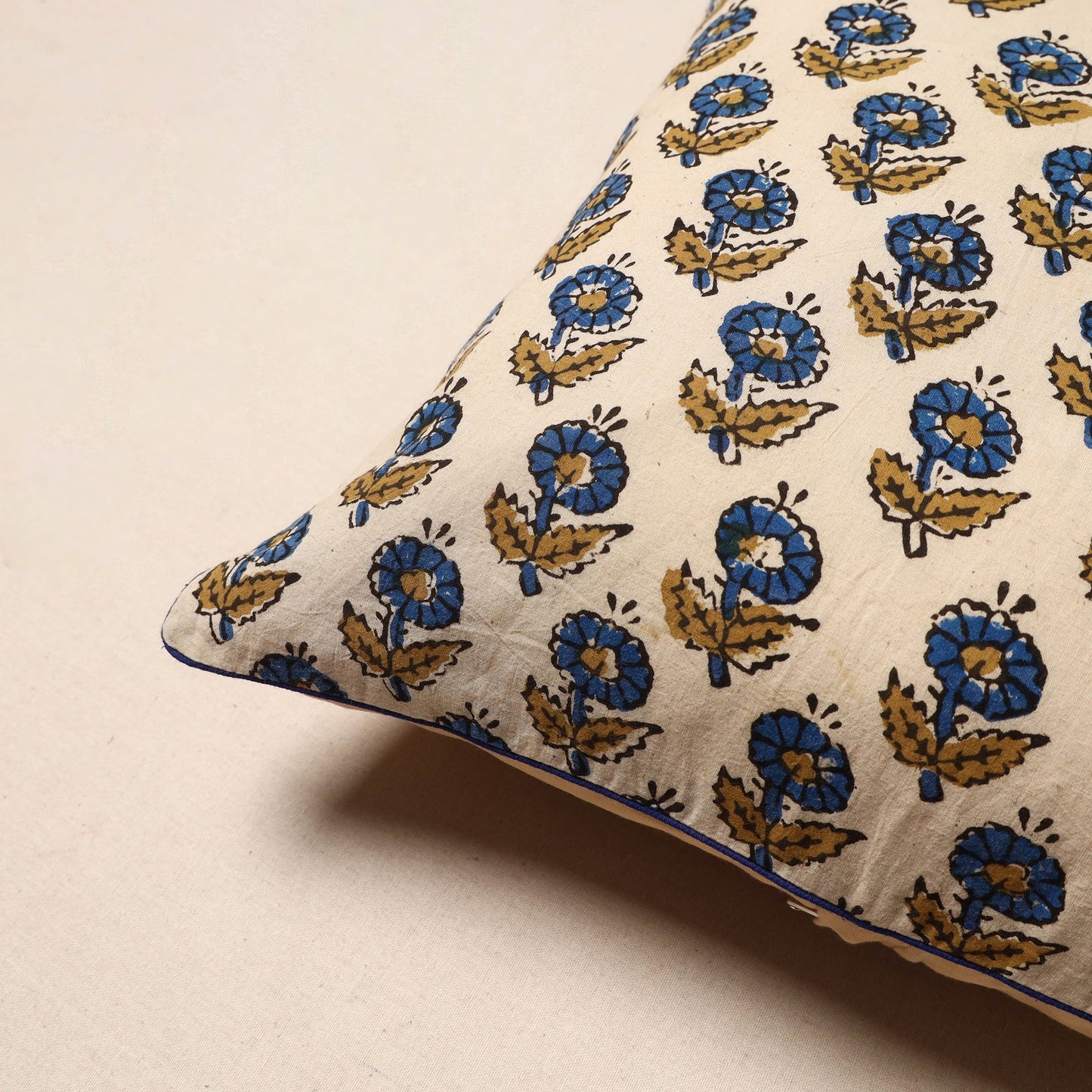 Cotton cushion cover 59 - handcrafted