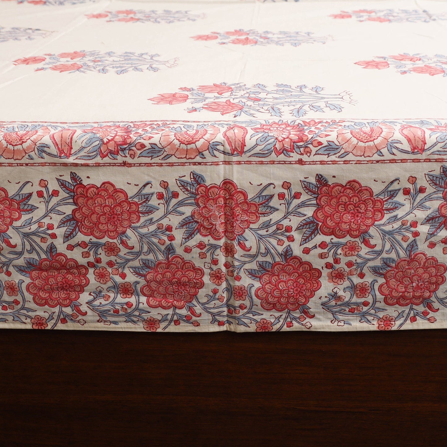 Cotton double sanganeri bed sheet set (108 x 90 in) 07