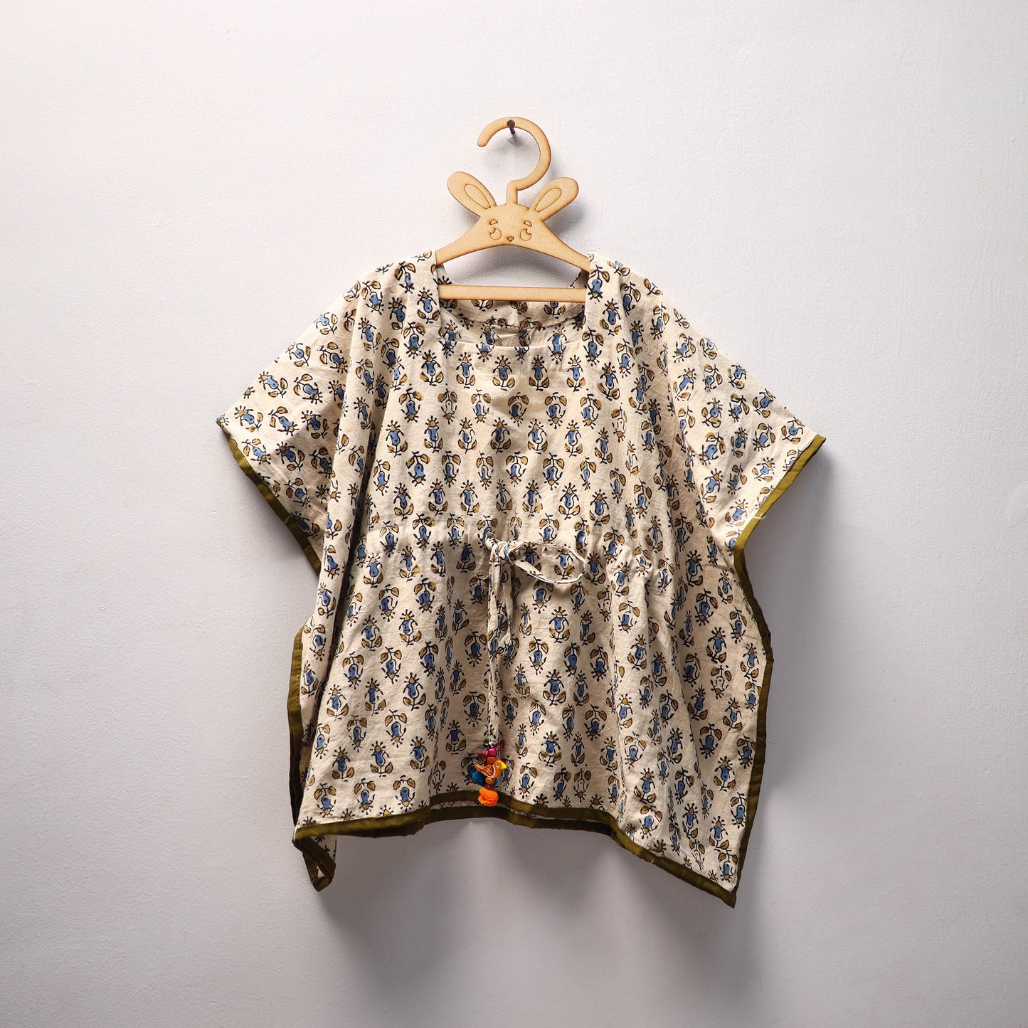 Beige - cotton kids kaftan (3-4 years) 01 - handcrafted
