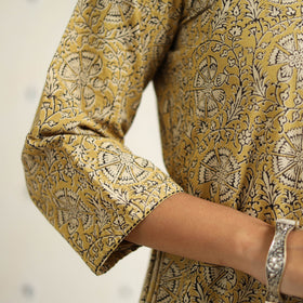 Beige Block Print Cotton Pedana Kalamkari Kurta Set (Set of 3)