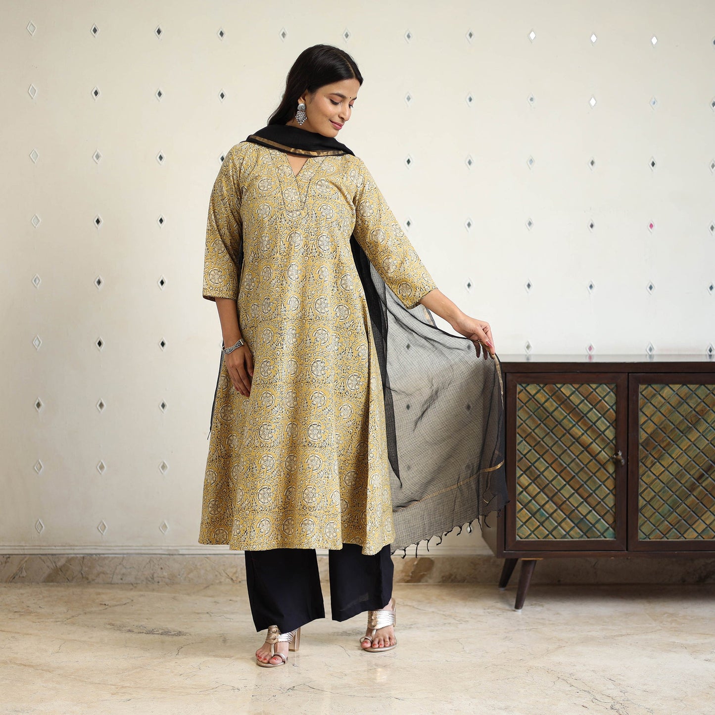 Beige Block Print Cotton Pedana Kalamkari Kurta Set (Set of 3)