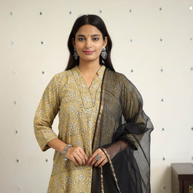 Beige Block Print Cotton Pedana Kalamkari Kurta Set (Set of 3)