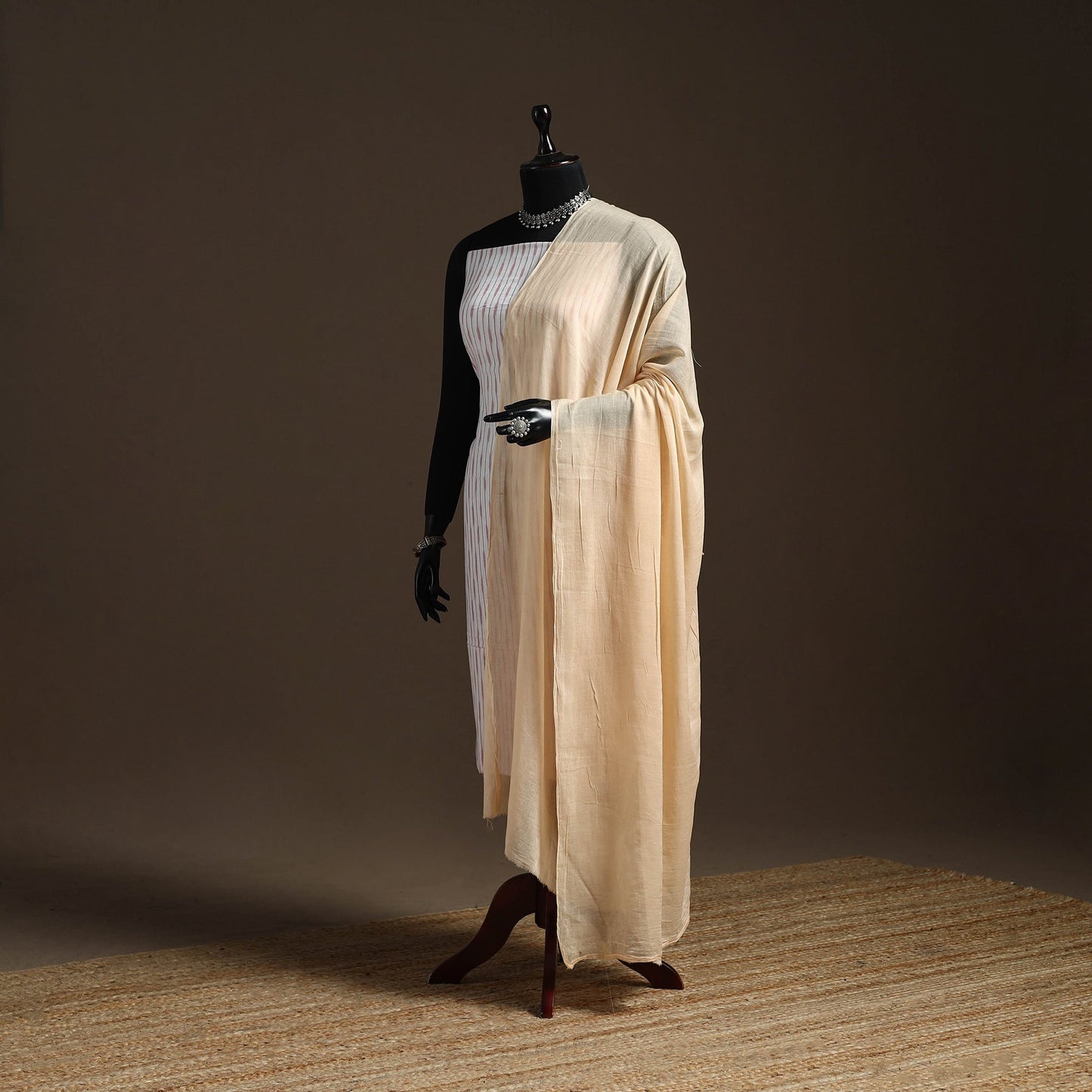 Cotton plain dupatta 03 - handcrafted