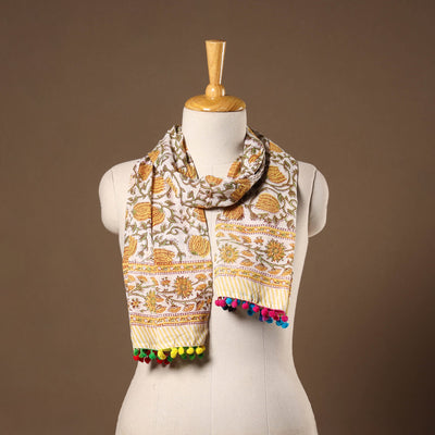 Beige - cotton sanganeri stole with pom 29 - handcrafted