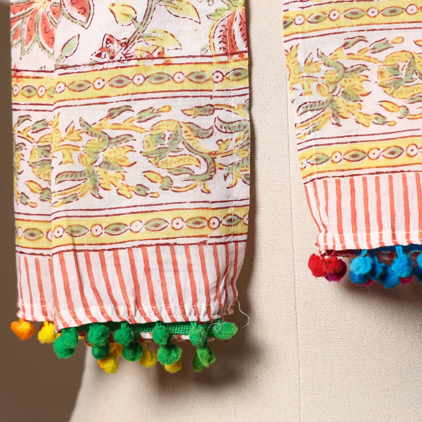 Beige - cotton sanganeri stole with pom 32 - handcrafted