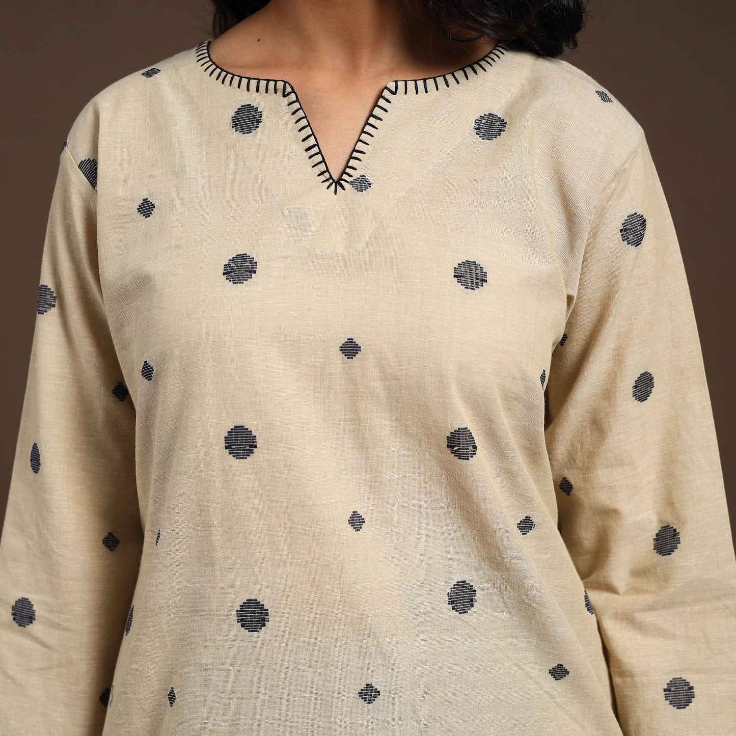 Beige - cotton short jacquard kurta with hand embroidery 02