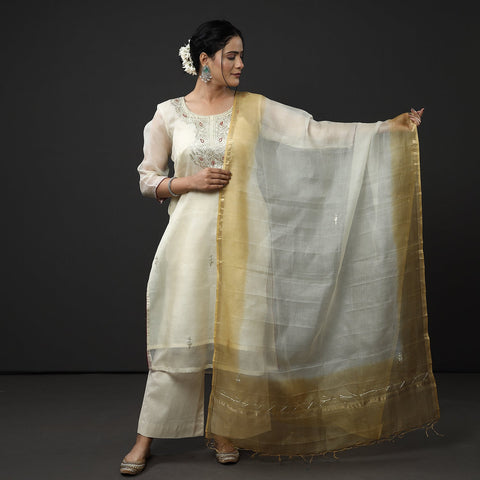 Onam Collection - Buy Onam Dresses Online Onam Collection - Buy Onam Dresses Online