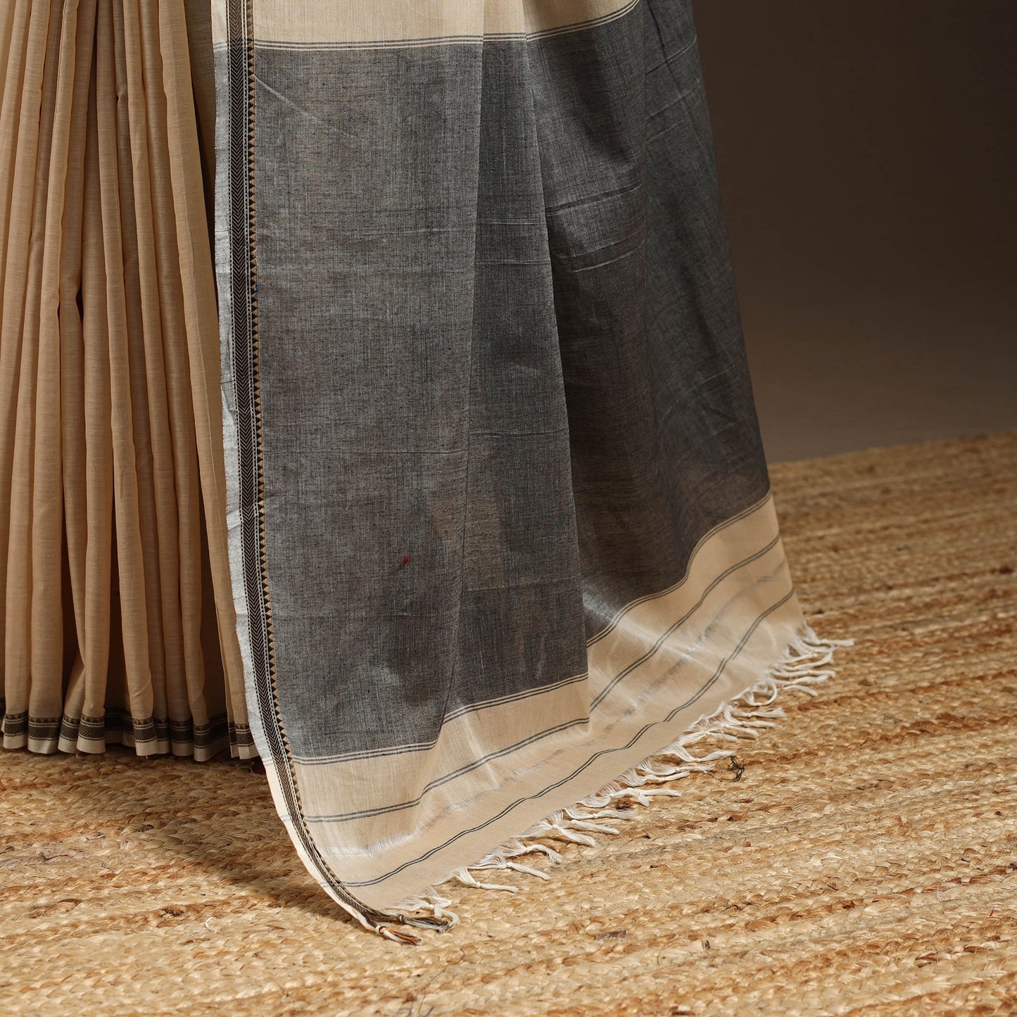 Dharwad cotton saree with border 15 - handcrafted