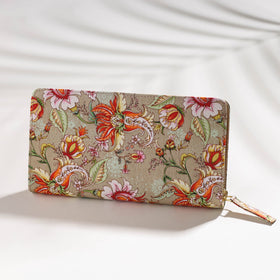 Beige Floral Printed Handcrafted Wallet