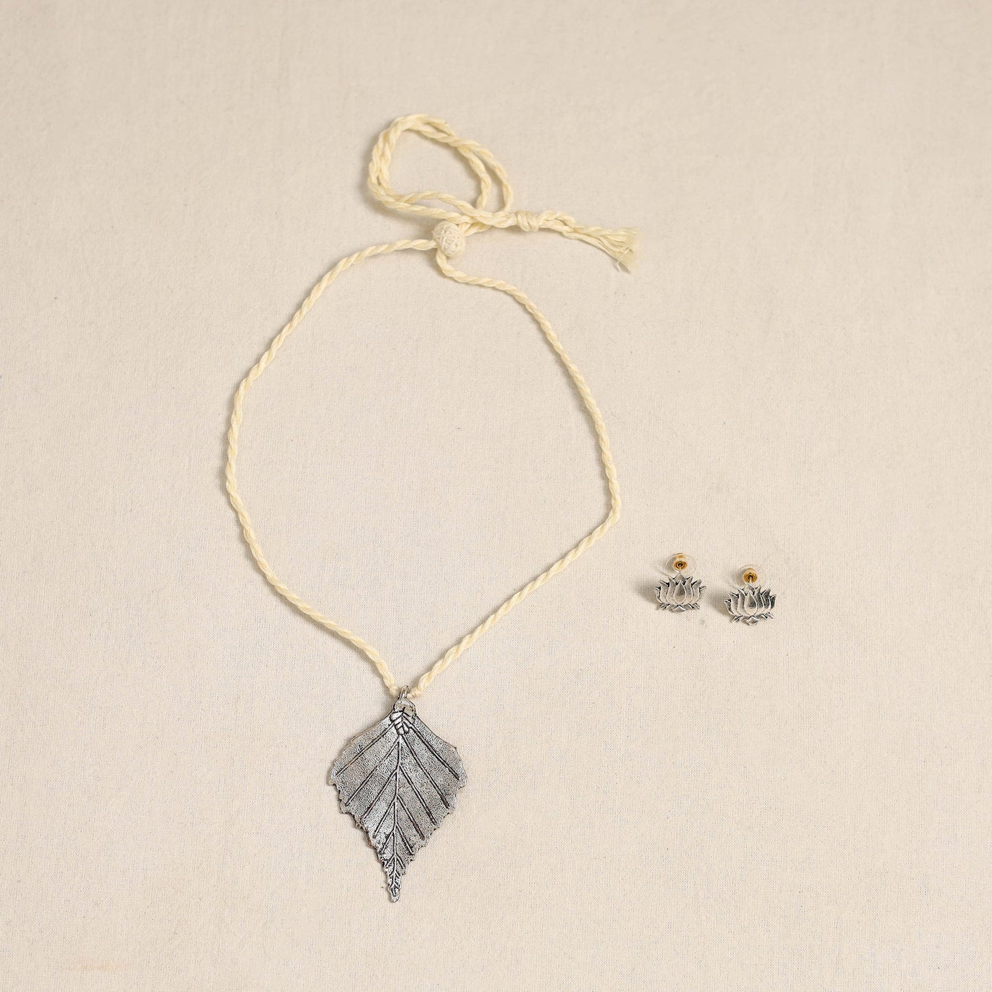 Beige - german silver necklace set 03 - handcrafted