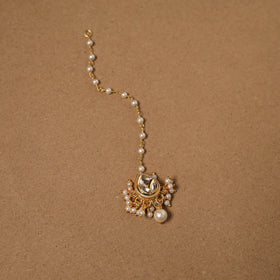 Gold-plated kundan studded & beaded maang tikka 01