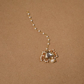 Gold-plated kundan studded & beaded maang tikka 02