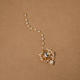 Gold-plated kundan studded & beaded maang tikka 03