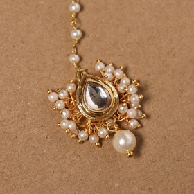 Gold-plated kundan studded & beaded maang tikka 03