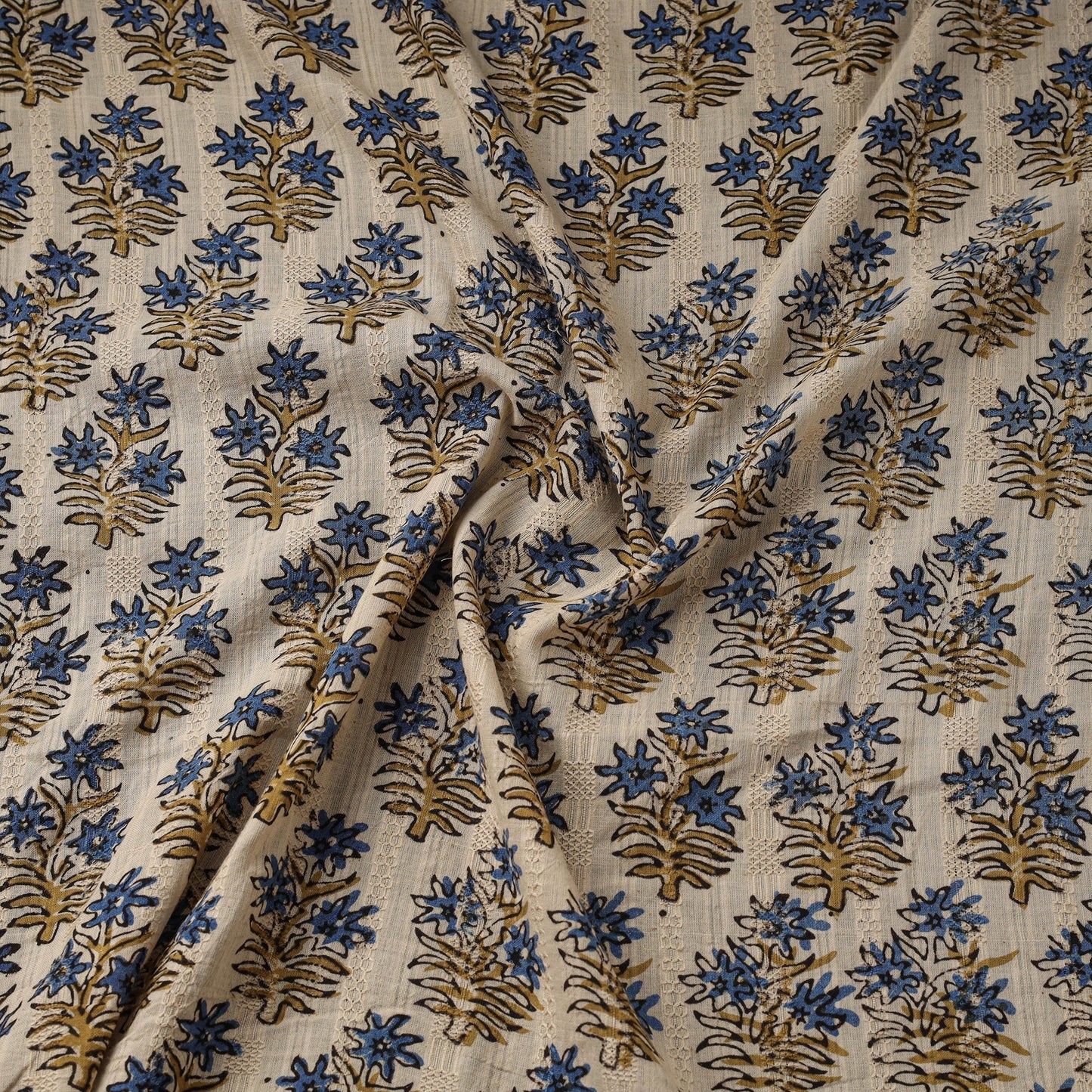 Hakoba natural dyed cotton hand fabric 02 - handcrafted