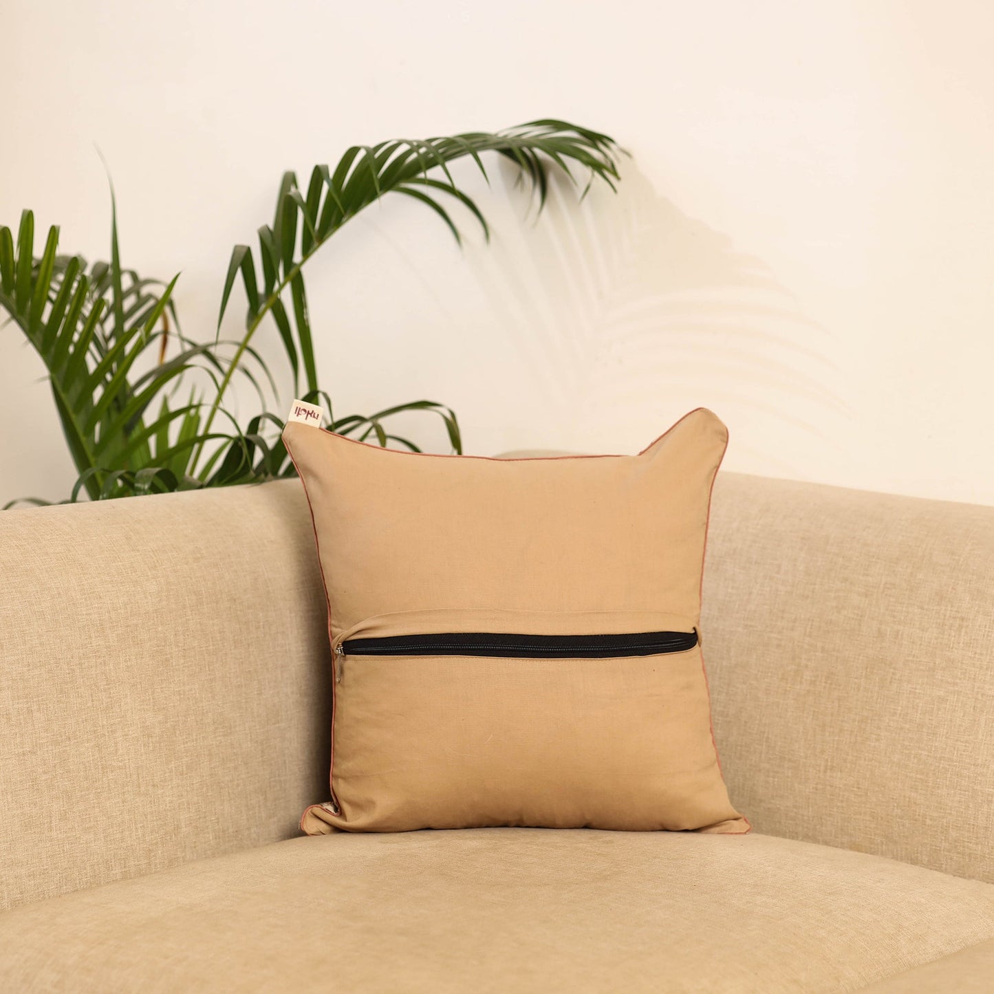 Beige - hand kalamkari cushion cover 30 - handcrafted