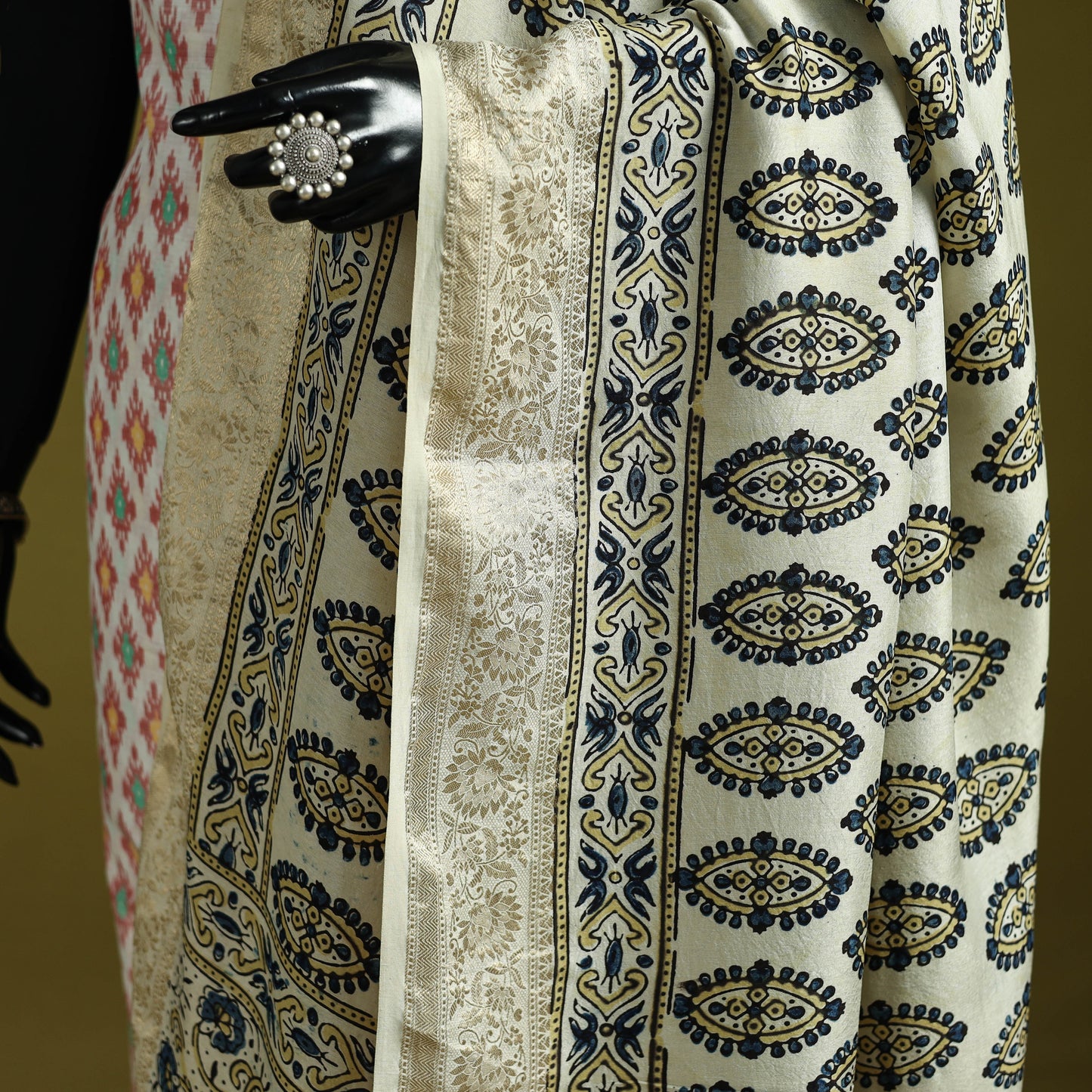 Hand natural dyed dola silk zari border dupatta