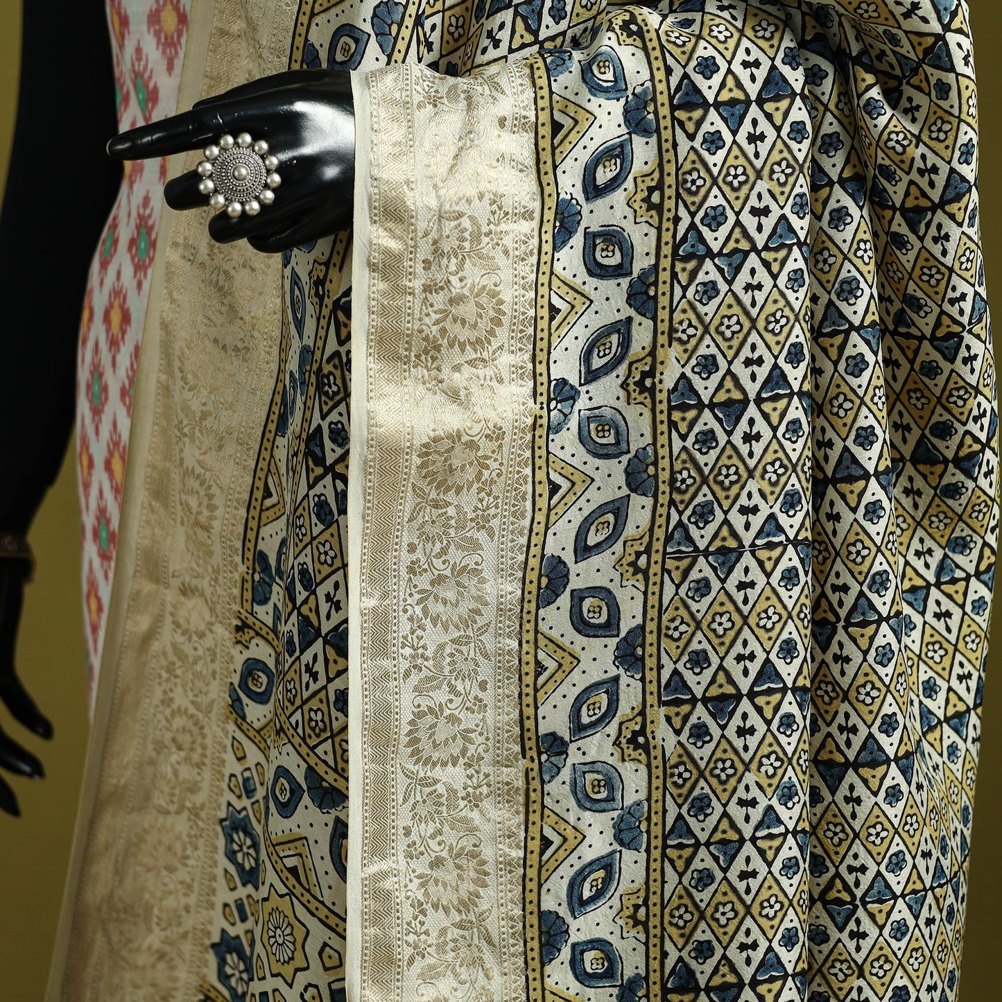 Hand natural dyed dola silk zari border dupatta