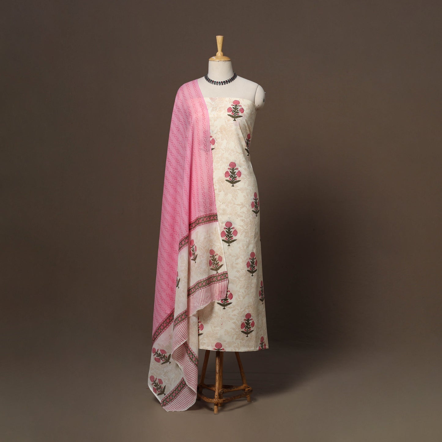 Hand sanganeri cotton 3pc unstitched dress material 31