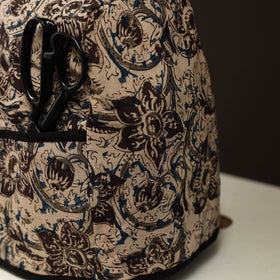 Handcrafted Cotton Beige Sewing Machine Cover 