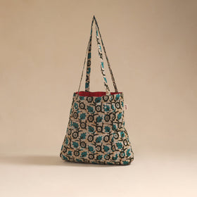 Handcrafted fabric jhola bag 01