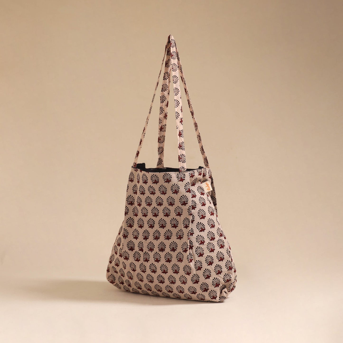 Handcrafted fabric jhola bag 117