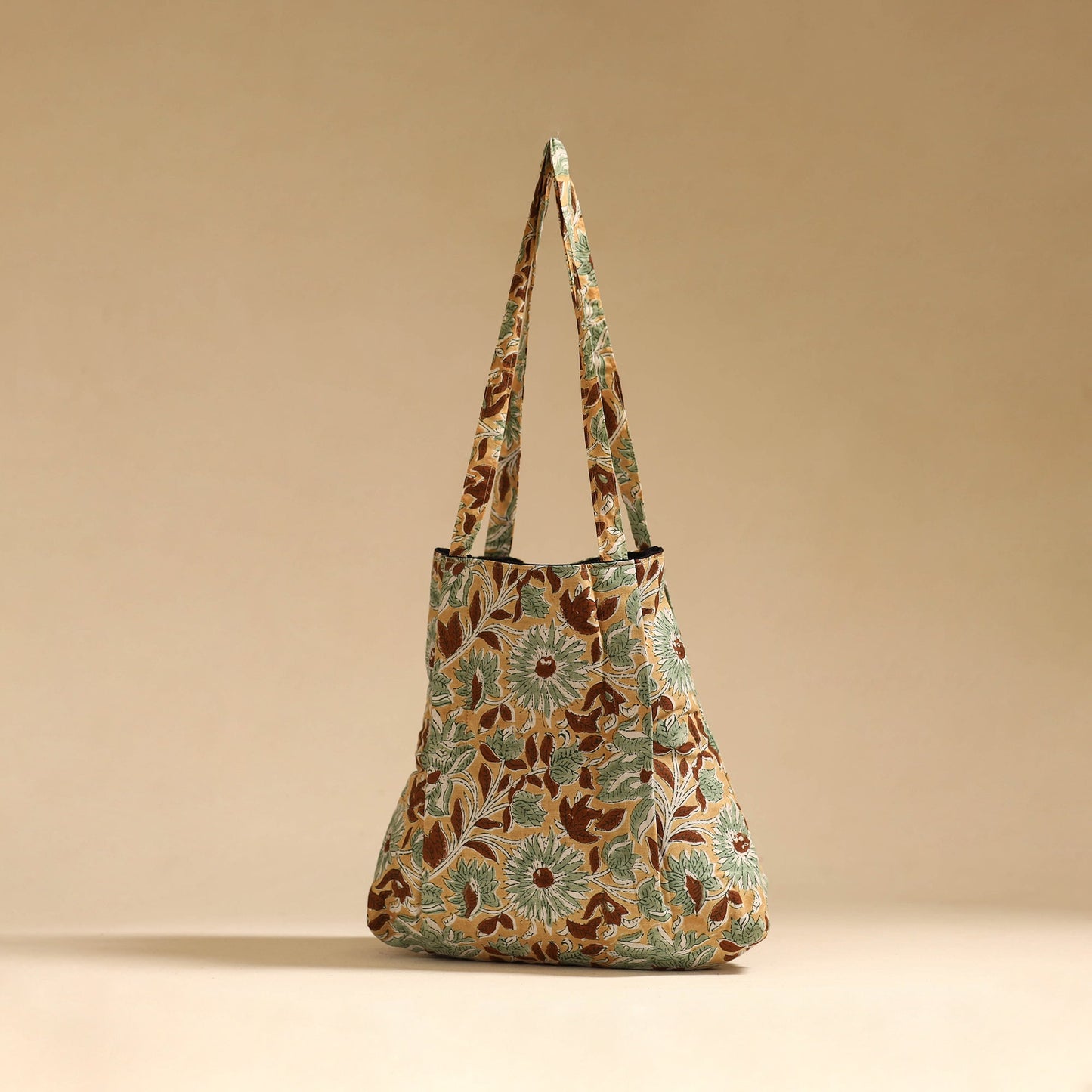 Handcrafted fabric jhola bag 24