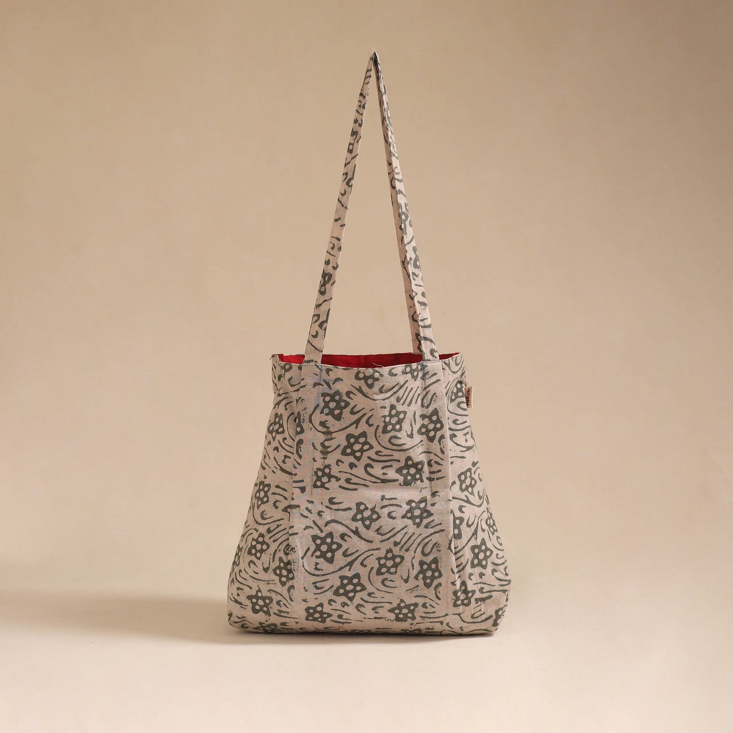 Handcrafted fabric jhola bag 24