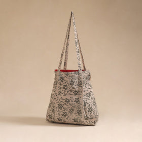 Handcrafted fabric jhola bag 24